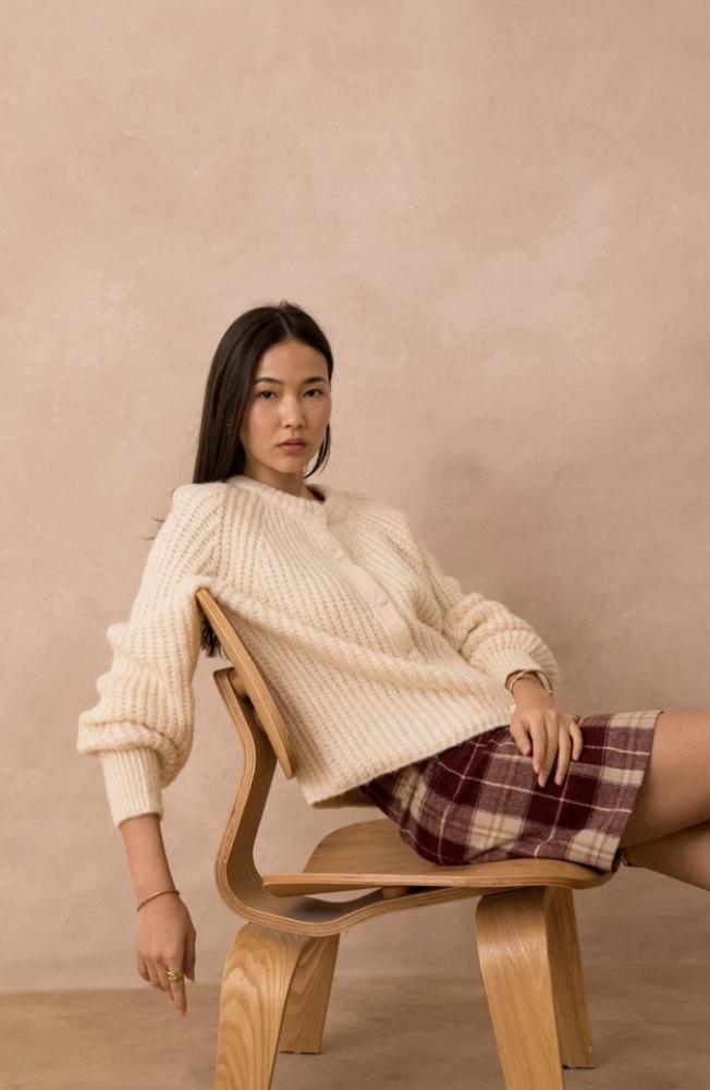 Acheter en ligne Gilets Gilet EVELINA beige Gilets Gilet EVELINA beige