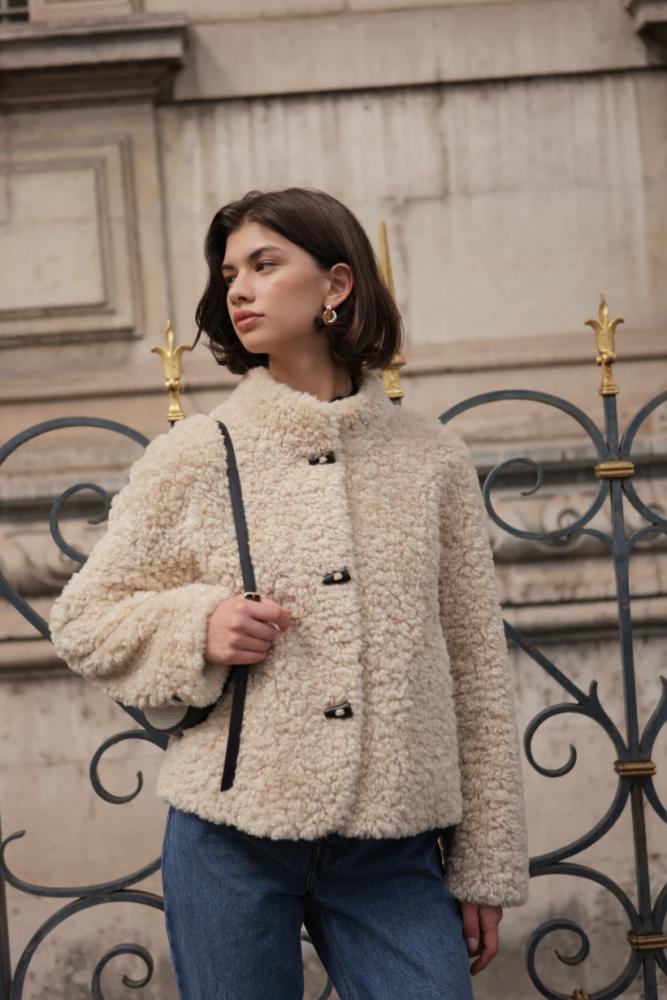 Acheter en ligne Manteau Manteau VEGA beige Manteau Manteau VEGA beige